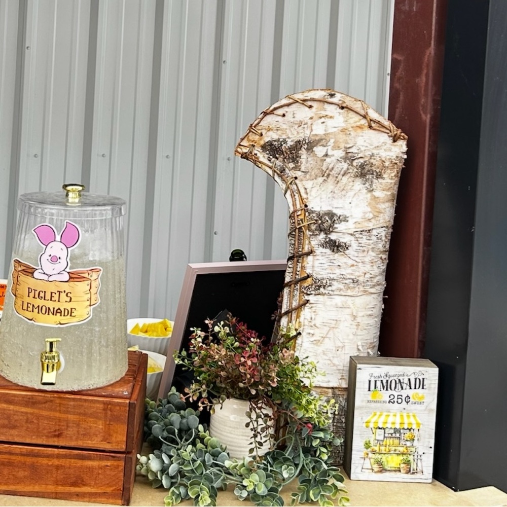 Fresh Squeezed Lemonade Sign - Picture 3 of 3